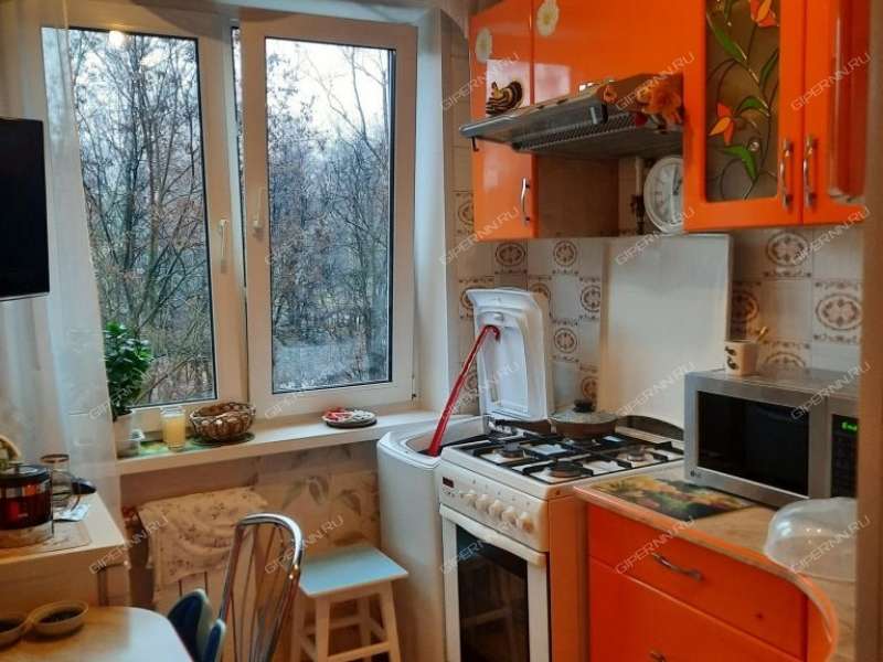 комната в доме 2 на улице Героя Советского Союза Усилова