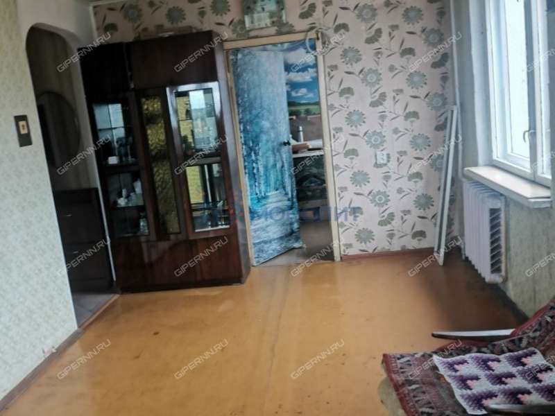 трёхкомнатная квартира на улице Строкина дом 3