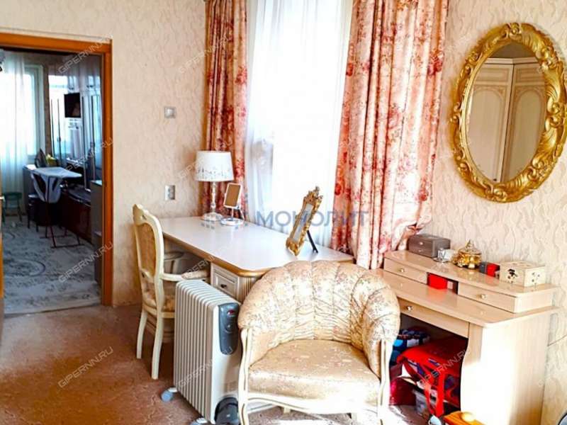 четырёхкомнатная квартира на улице Политбойцов дом 4