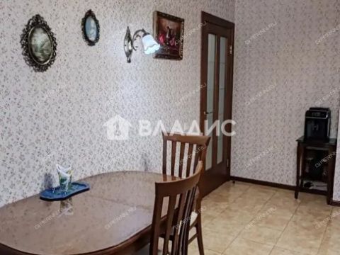 3-komnatnaya-ul-marshala-kazakova-d-8-k1 фото