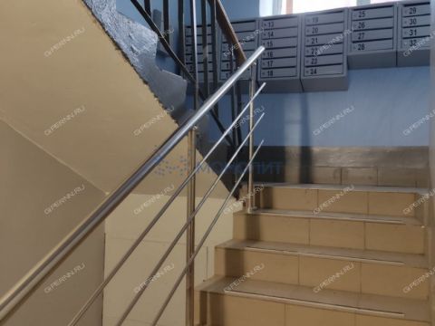 2-komnatnaya-ul-oktyabrskoy-revolyucii-d-42 фото