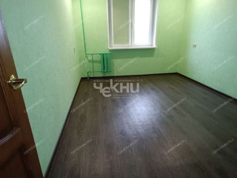 трёхкомнатная квартира на улице Краснодонцев дом 21 к1