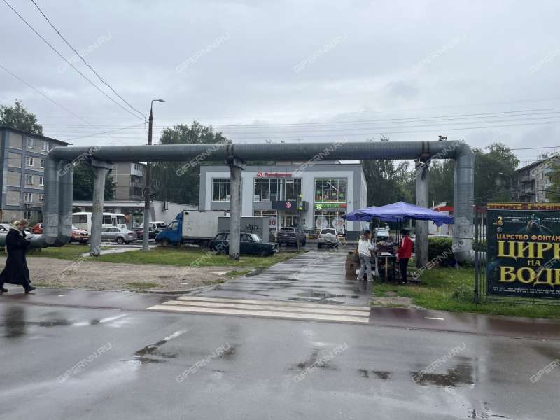 помещение под торговую площадь на Южном шоссе