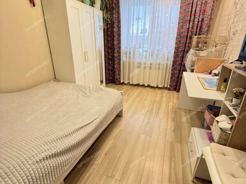 трёхкомнатная квартира на Школьной улице дом 28 посёлок Ждановский