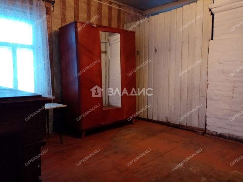 дом на улице Максима Горького посёлок Фанерное