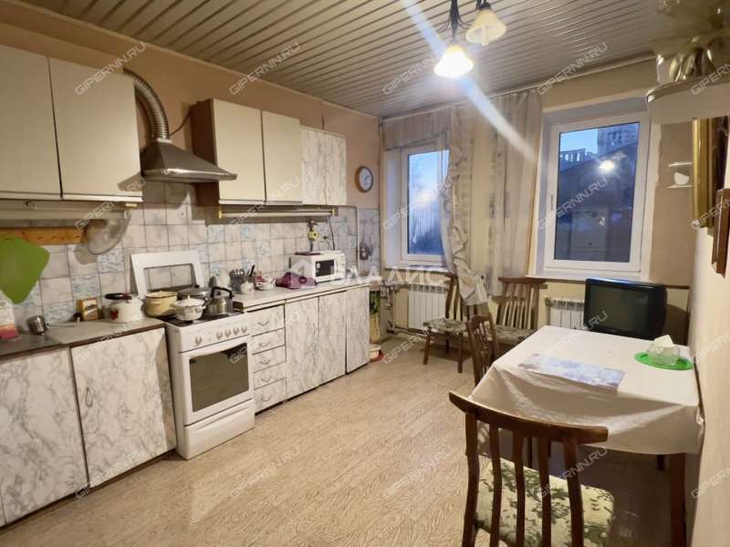 трёхкомнатная квартира на бульваре Мира дом 21