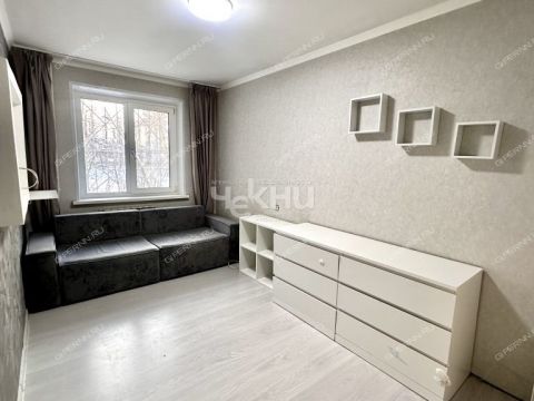 1-komnatnaya-ul-sergeya-akimova-d-2 фото