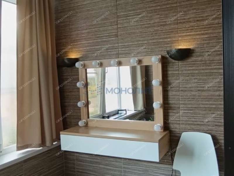 дом на Новой улице село Большая Ельня