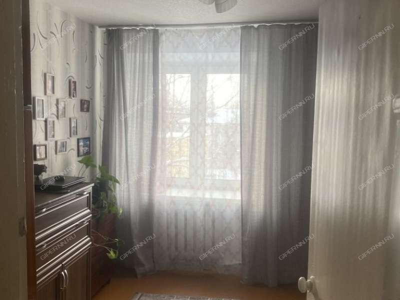 четырёхкомнатная квартира на улице Маковского дом 21