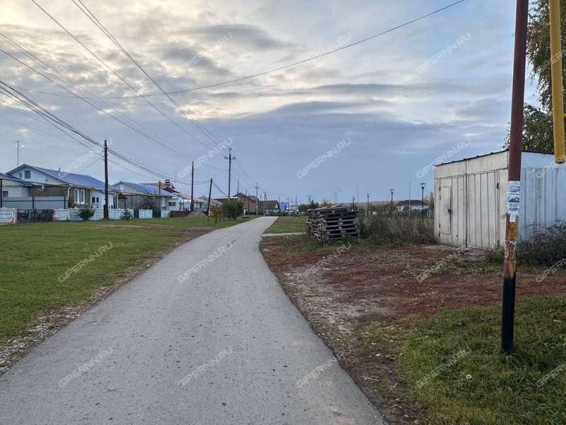 земельный участок 10,49 сотки село Безводное