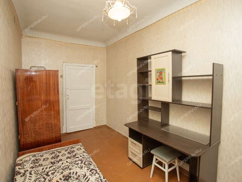 трёхкомнатная квартира на улице Страж Революции дом 23