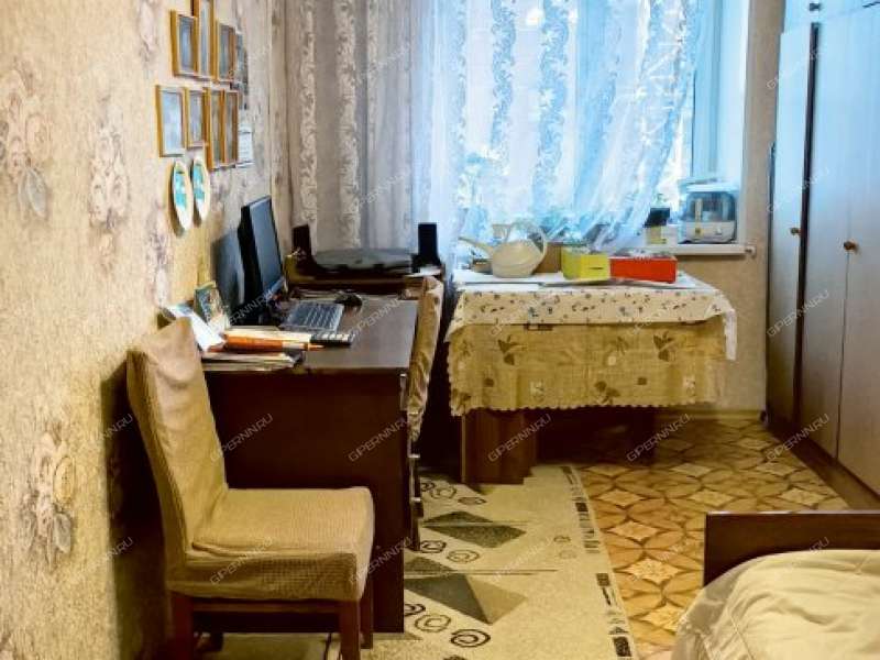 трёхкомнатная квартира на улице Октябрьской Революции дом 42