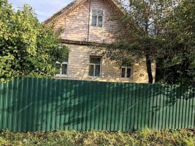 дом на Центральной улице деревня Хабарское