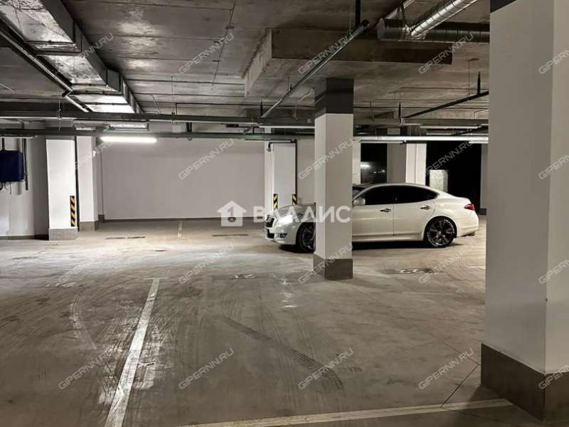 парковочное место на Дальней улице