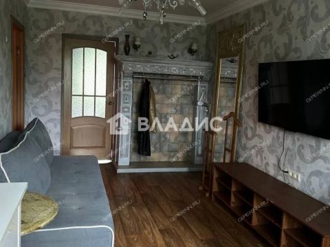 3-komnatnaya-poselok-volodarskogo-ul-zelenodolskaya-d-56 фото