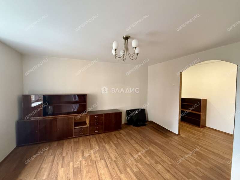 трёхкомнатная квартира на улице Максима Горького дом 152