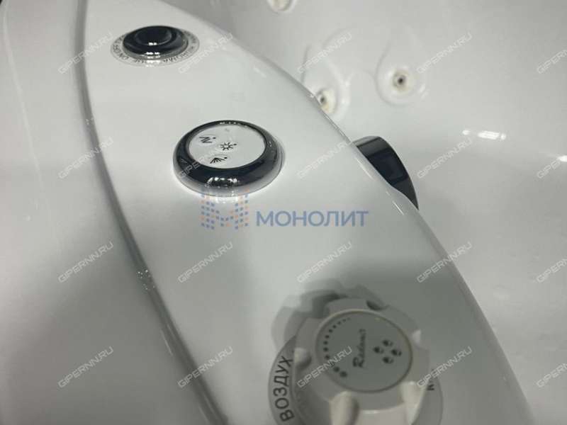 трёхкомнатная квартира на улице Нестерова дом 22