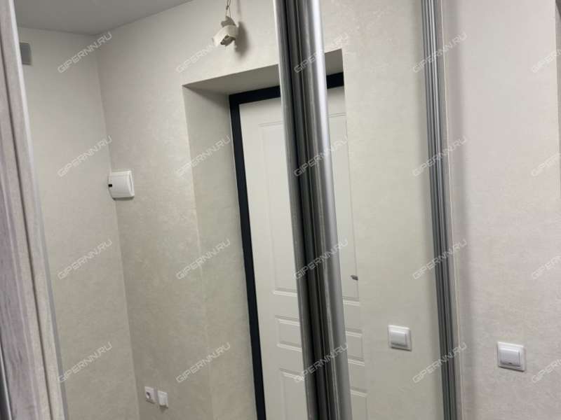 однокомнатная квартира на улице Сурикова дом 5