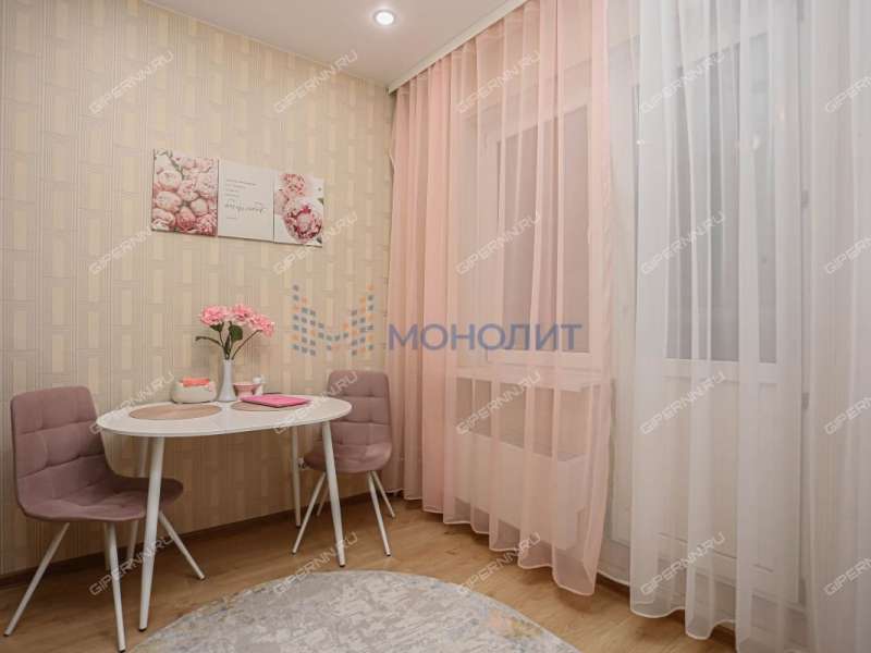 однокомнатная квартира на бульваре 60-летия Октября дом 23 к4