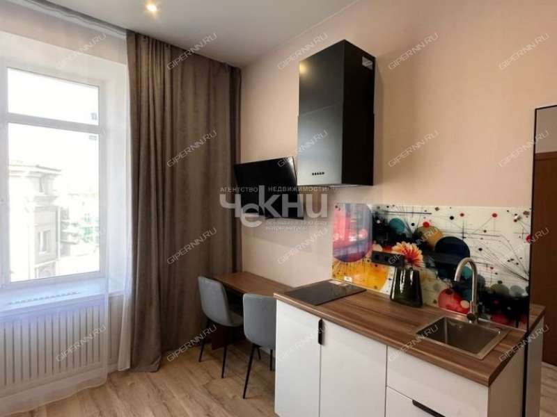 квартира-студия на Алексеевской улице дом 24/27