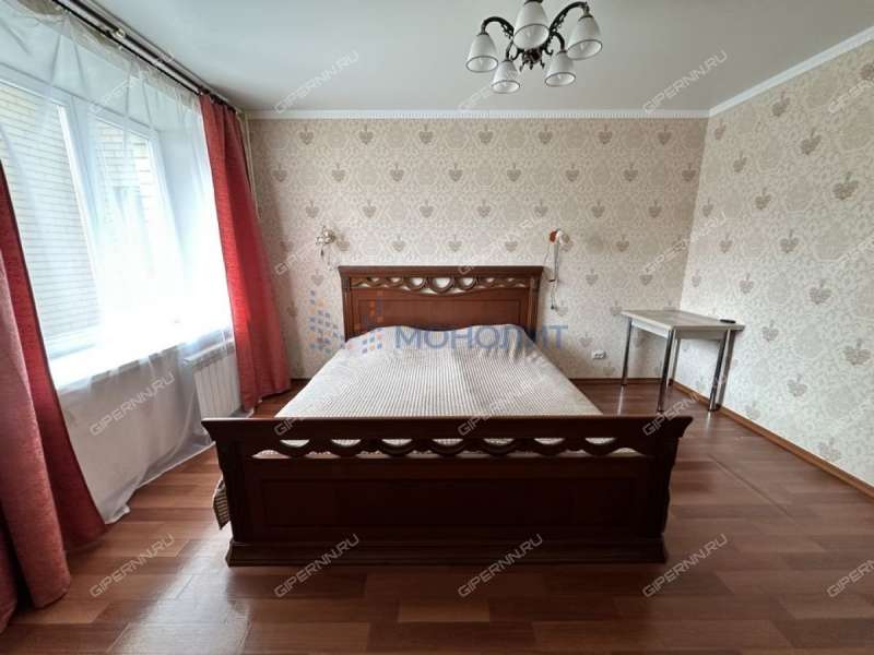 трёхкомнатная квартира на улице Воровского дом 3