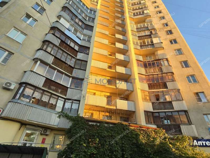 трёхкомнатная квартира на улице Композитора Касьянова дом 1