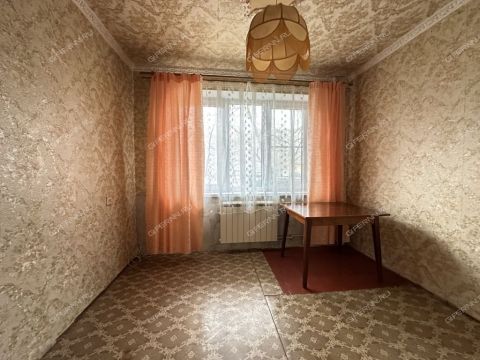 3-komnatnaya-ul-strokina-d-9 фото