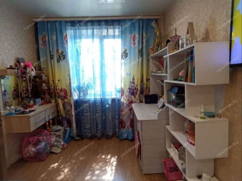 двухкомнатная квартира на улице Героя Юрия Смирнова дом 61