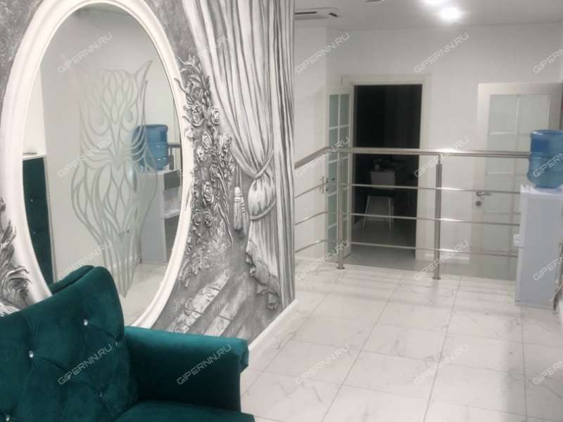 помещение под коммерческую недвижимость на Волжской набережной