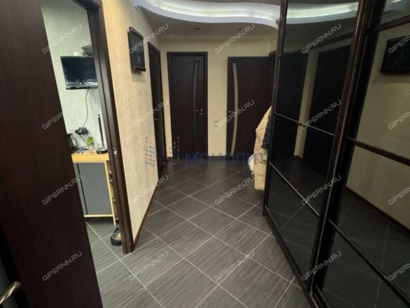 двухкомнатная квартира на улице Бурденко дом 33 к1