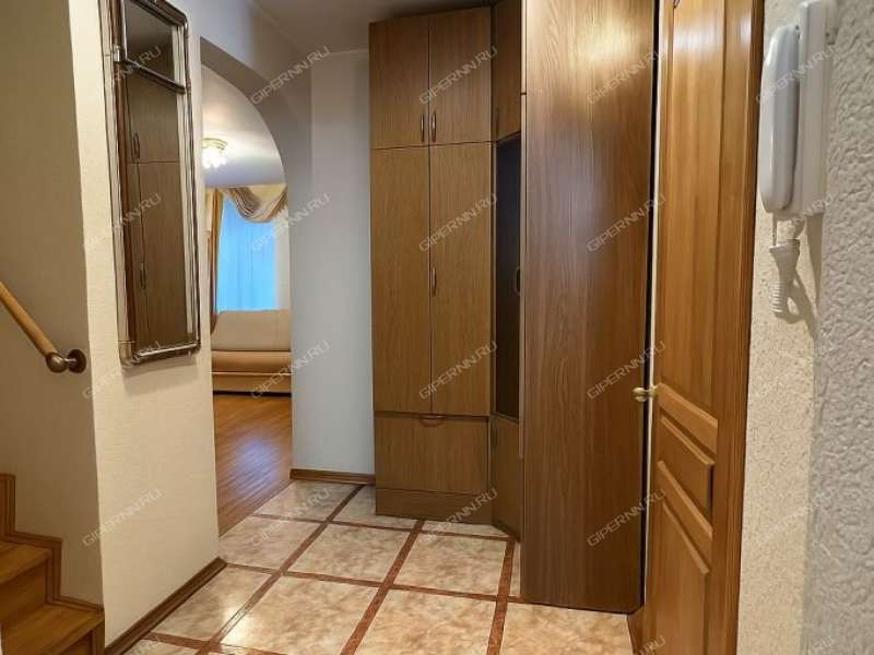 трёхкомнатная квартира в Плотничном переулке дом 17