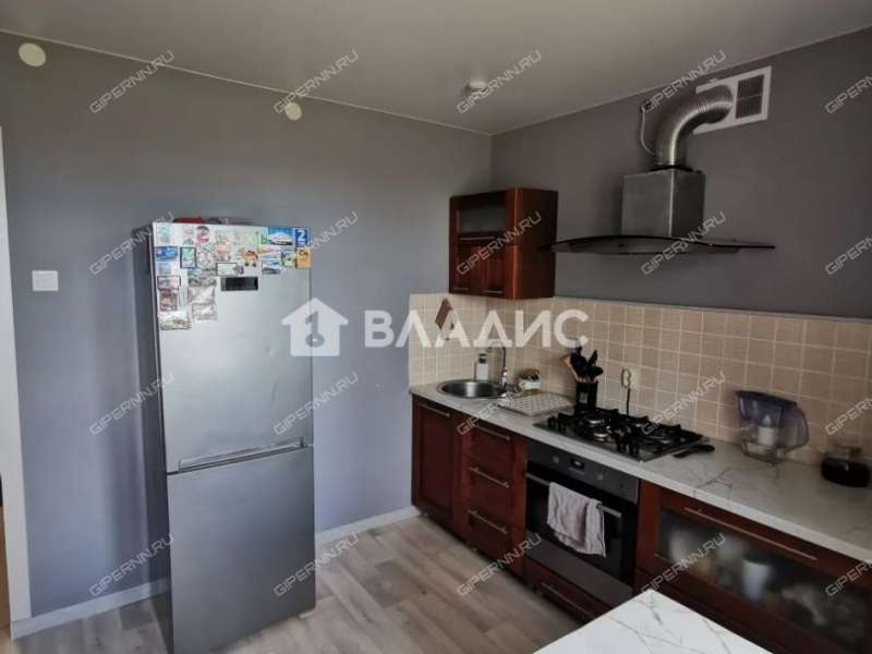 однокомнатная квартира на улице Первомайская дом 10 к3 город Бор