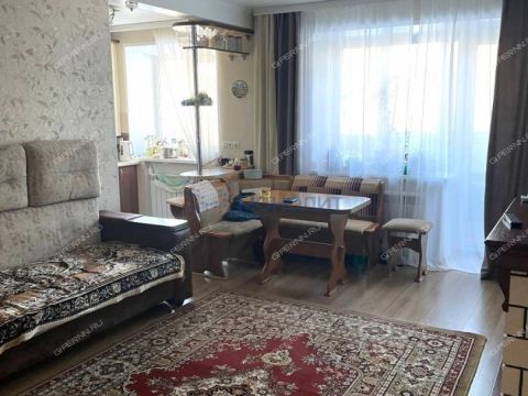 3-komnatnaya-ul-geroya-samochkina-d-13 фото