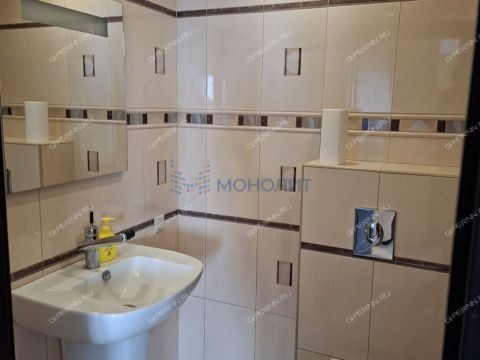 4-komnatnaya-ul-rodionova-d-197-k1 фото