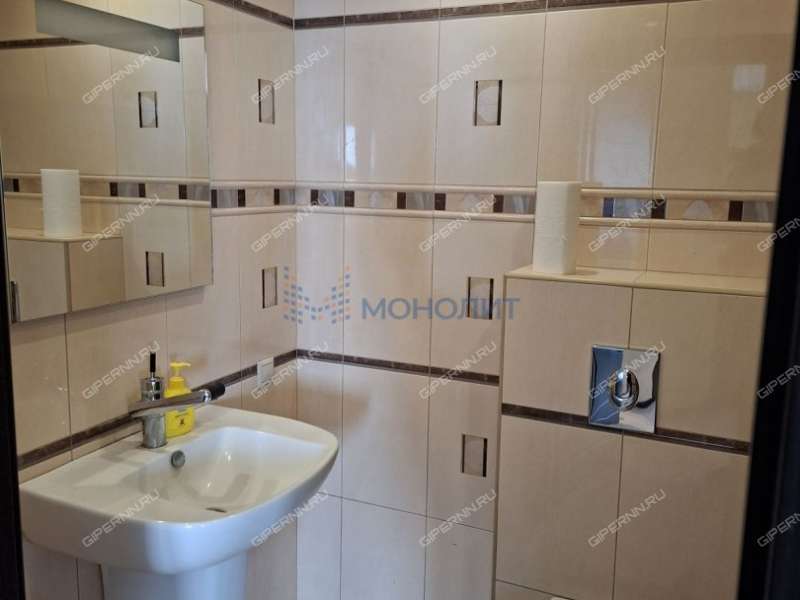 четырёхкомнатная квартира на улице Родионова дом 197 к1