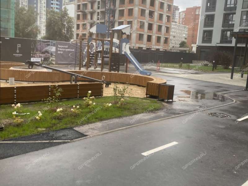 четырёхкомнатная квартира в новостройке на улице Белинского