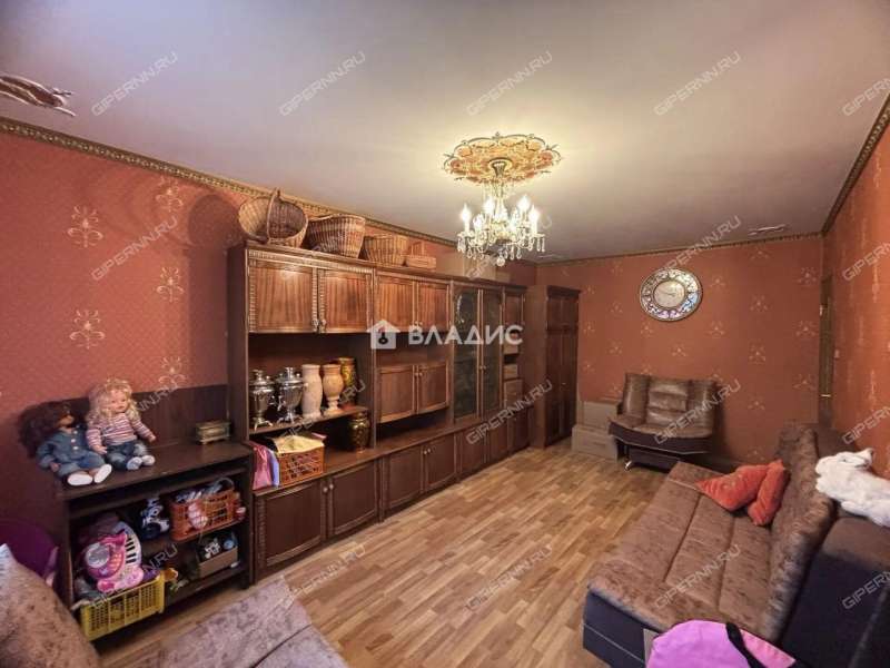 трёхкомнатная квартира на улице Красное Знамя дом 36 город Семёнов