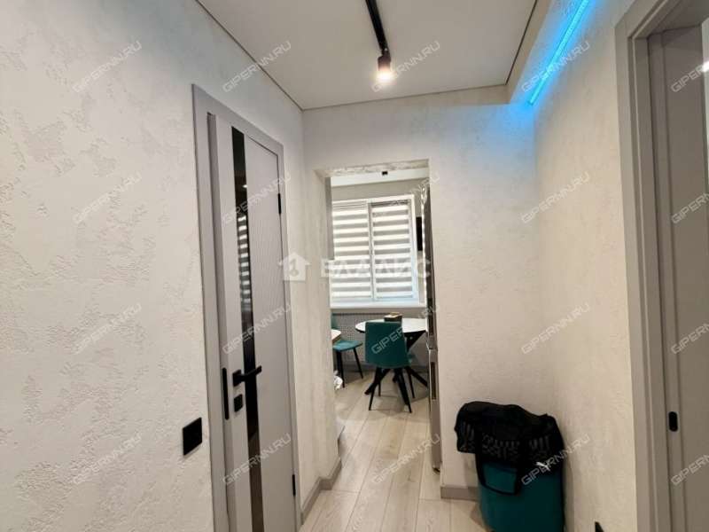 однокомнатная квартира на улице Чугунова дом 15 город Бор