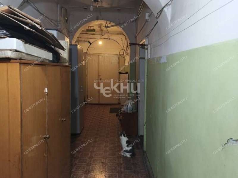 комната в доме 43 на Народной улице