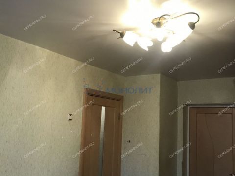 2-komnatnaya-ul-melnikova-pecherskogo-d-9 фото