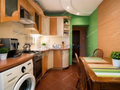 4-komnatnaya-ul-molitovskaya-d-3-k1 фото