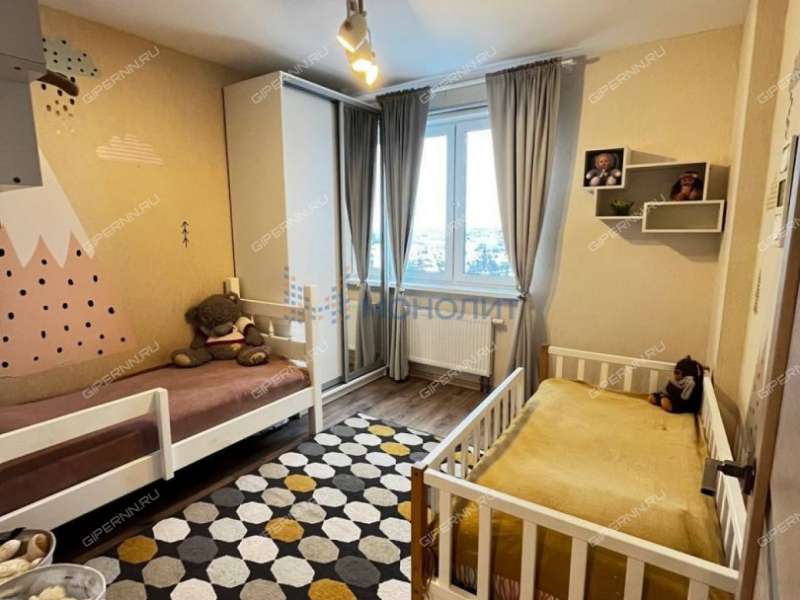 трёхкомнатная квартира на улице Цветочная дом 13 к1