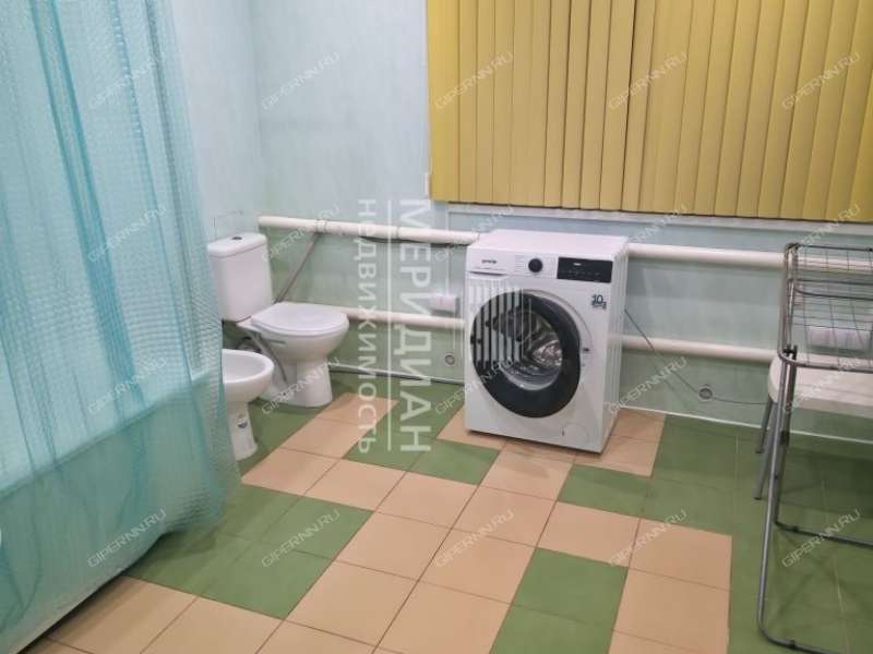 трёхкомнатная квартира на улице Андреева дом 43