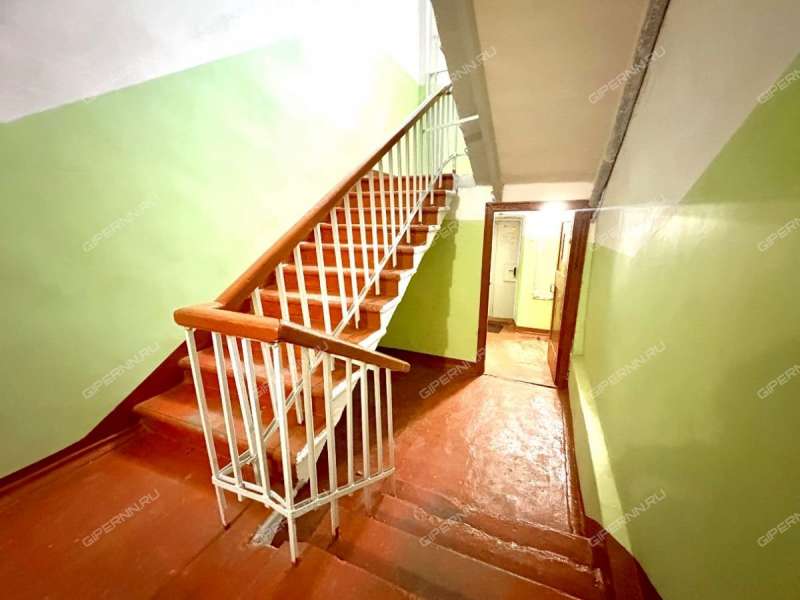 трёхкомнатная квартира на улице Баженова дом 7