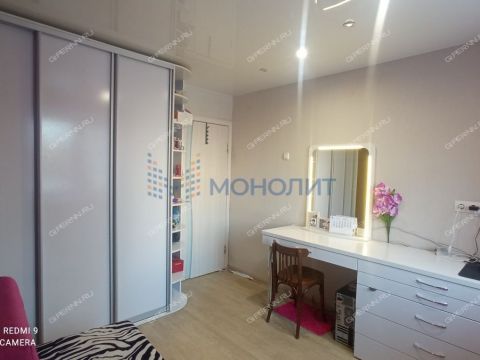 4-komnatnaya-ul-admirala-makarova-d-8-k1 фото