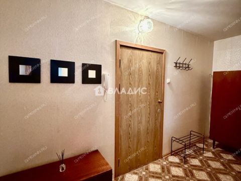 1-komnatnaya-nab-volzhskaya-d-10 фото