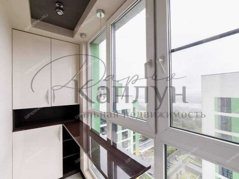 трёхкомнатная квартира на улице Родионова дом 192, к3