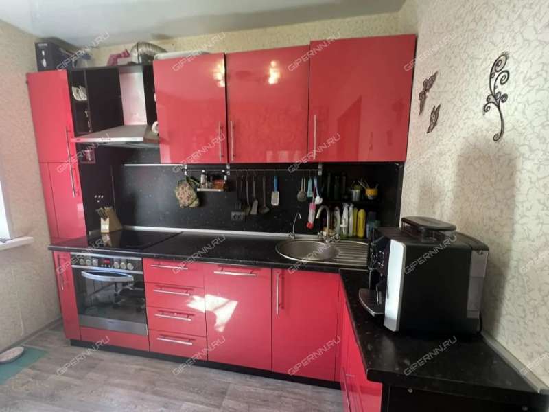 однокомнатная квартира на улице Юлиуса Фучика дом 10  к4