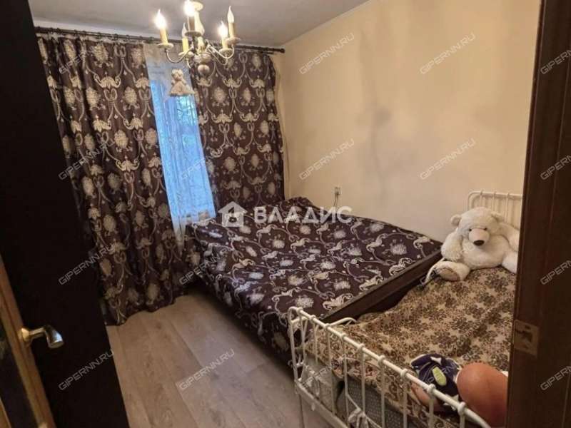 трёхкомнатная квартира на улице Красное Знамя дом 36 город Семёнов