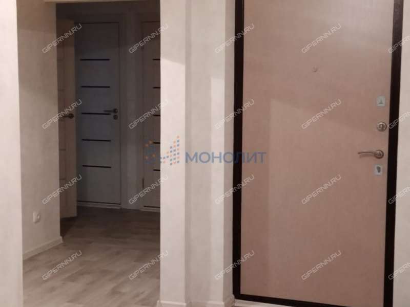 трёхкомнатная квартира на улице Дружаева дом 1